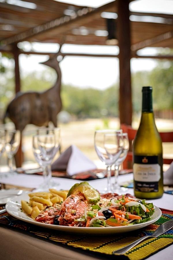 Montebelo Gorongosa Lodge & Safari Mtindiri Exterior photo